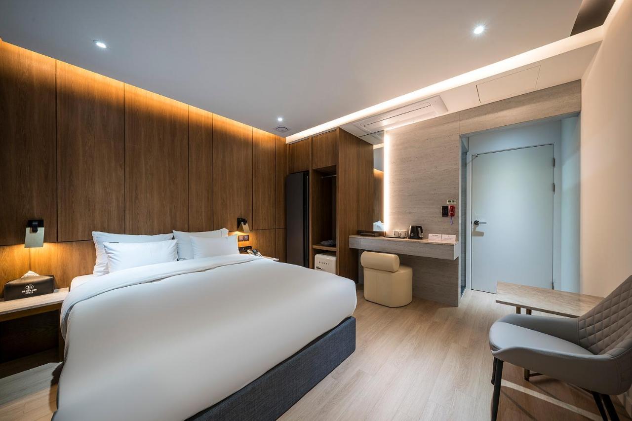 Brown Dot Hotel Pyeonghwa Plaza Mokpo Extérieur photo