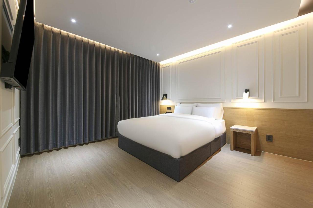 Brown Dot Hotel Pyeonghwa Plaza Mokpo Extérieur photo