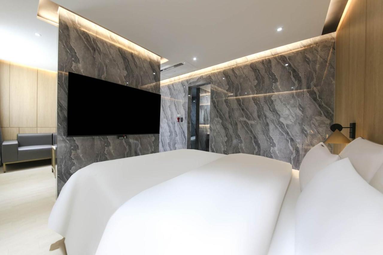 Brown Dot Hotel Pyeonghwa Plaza Mokpo Extérieur photo