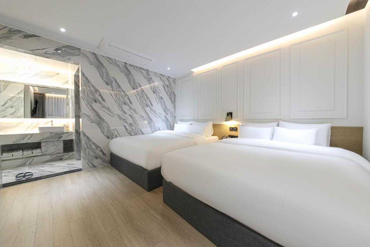 Brown Dot Hotel Pyeonghwa Plaza Mokpo Extérieur photo
