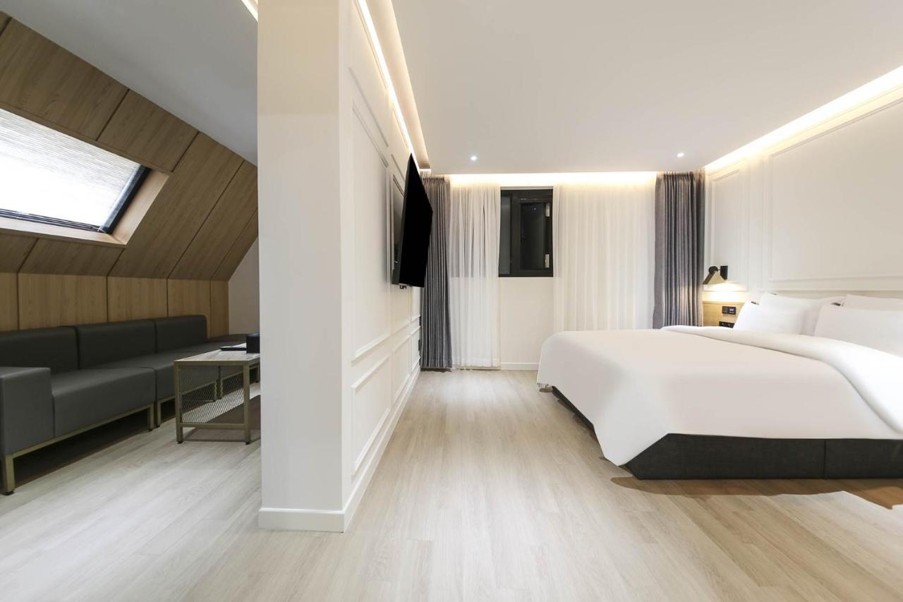 Brown Dot Hotel Pyeonghwa Plaza Mokpo Extérieur photo